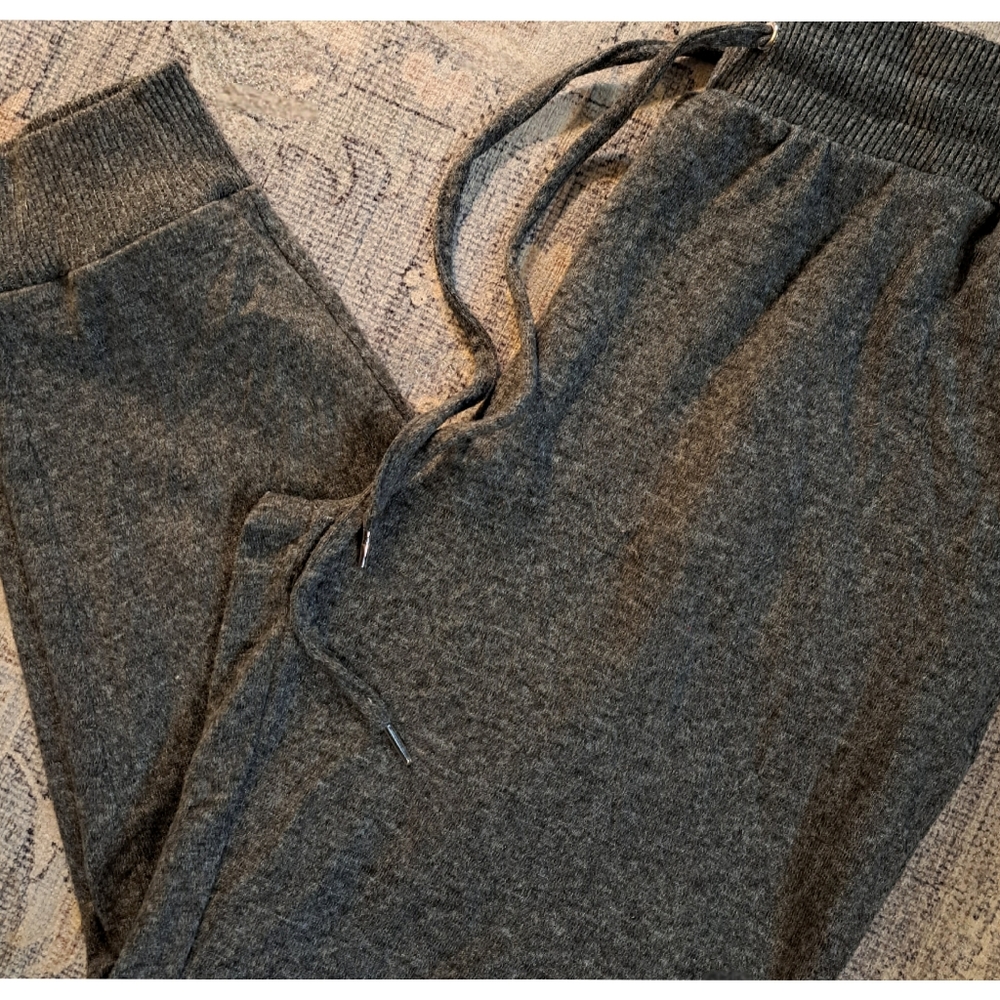 Time & Tru Drawstring Joggers - Picture 2 of 3